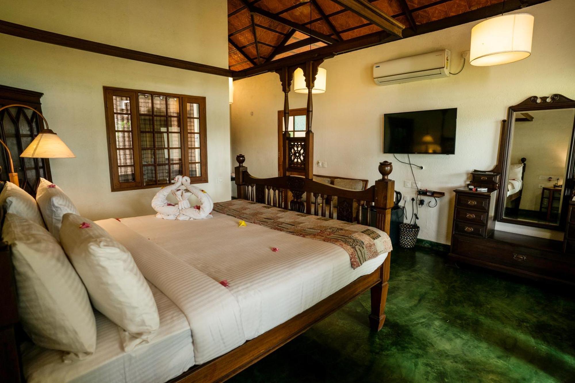 Cranganor History Cafe & Riverside Chateau North Paravur ภายนอก รูปภาพ