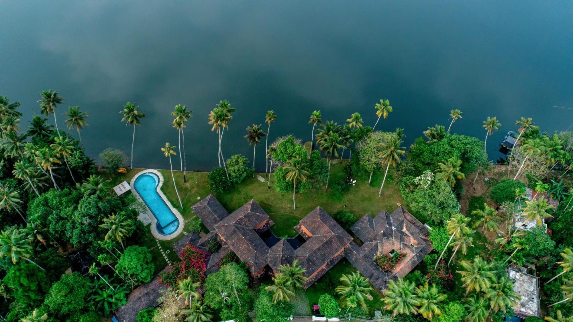 Cranganor History Cafe & Riverside Chateau North Paravur ภายนอก รูปภาพ