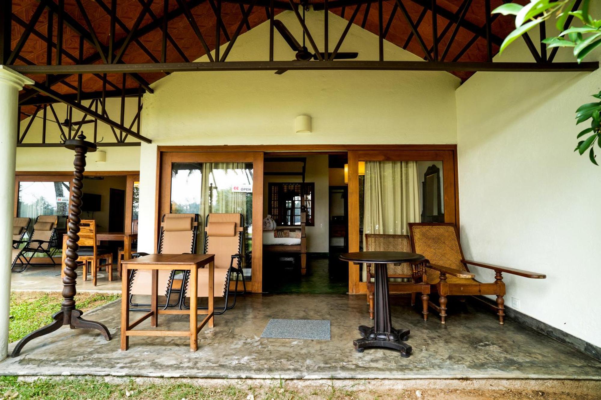 Cranganor History Cafe & Riverside Chateau North Paravur ภายนอก รูปภาพ