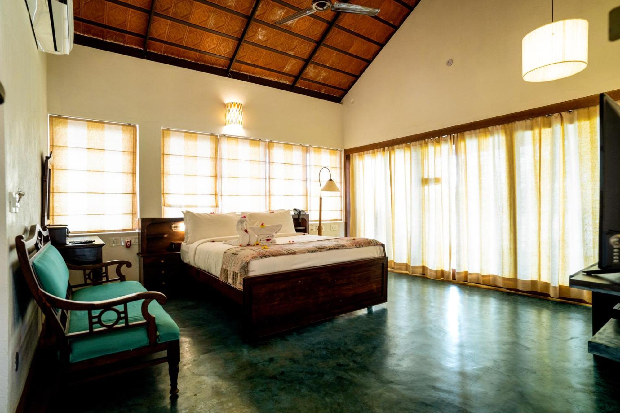 Cranganor History Cafe & Riverside Chateau North Paravur ภายนอก รูปภาพ