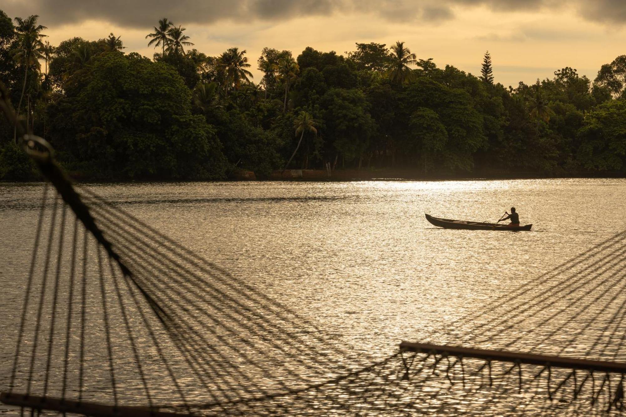Cranganor History Cafe & Riverside Chateau North Paravur ภายนอก รูปภาพ