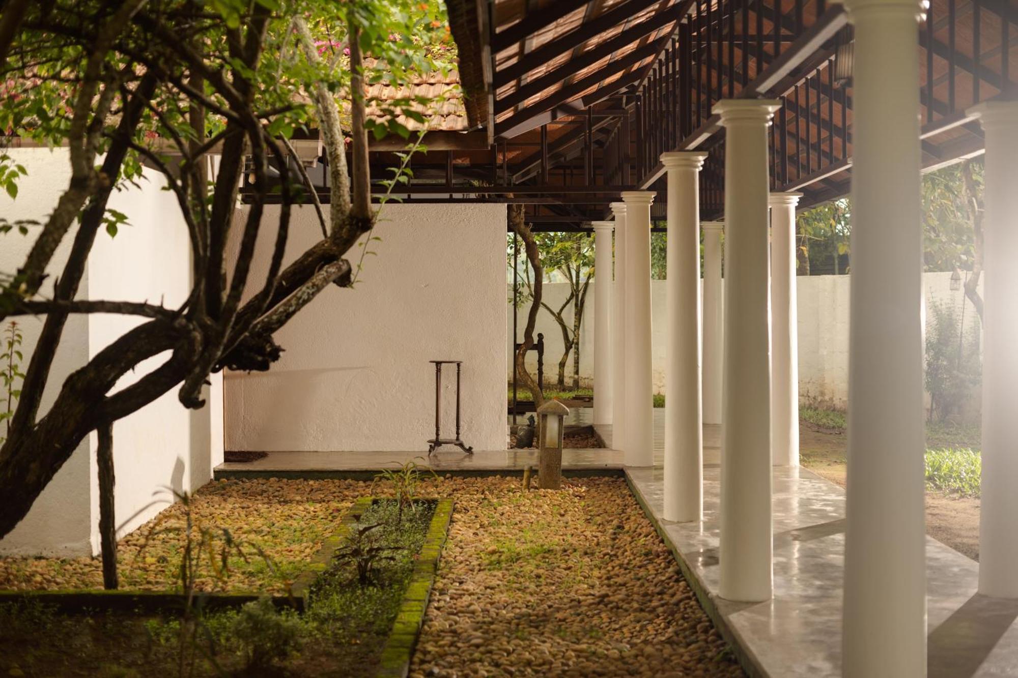 Cranganor History Cafe & Riverside Chateau North Paravur ภายนอก รูปภาพ